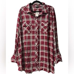 TORRID • Plaid button down top. Size 4X